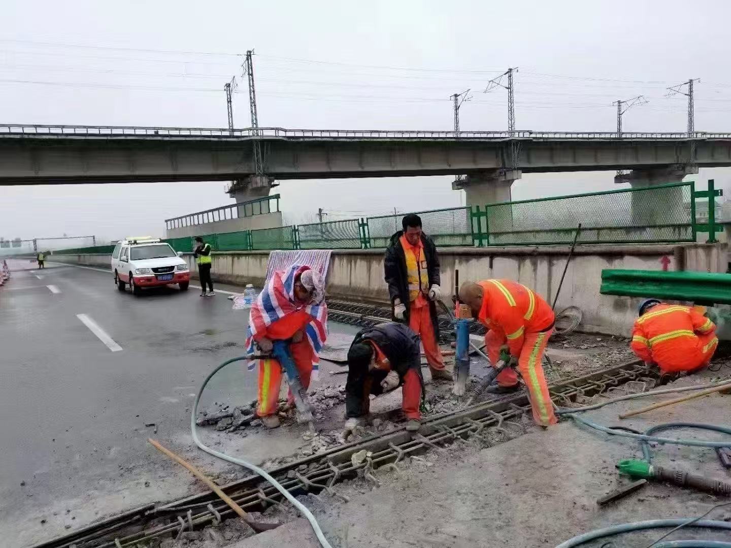 重庆桥梁伸缩缝抢修料